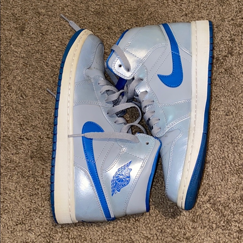 Nike Air Jordan 1 Mid-top